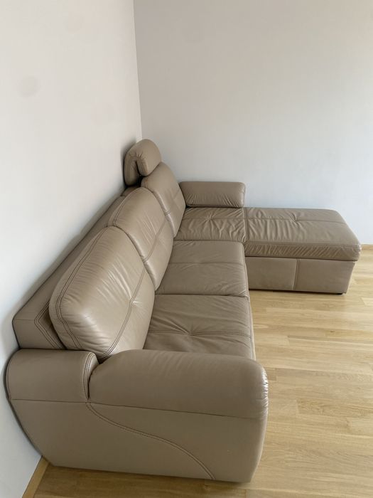 Narożnik skórzany z funkcją spania i pojemnikami – Agata Meble