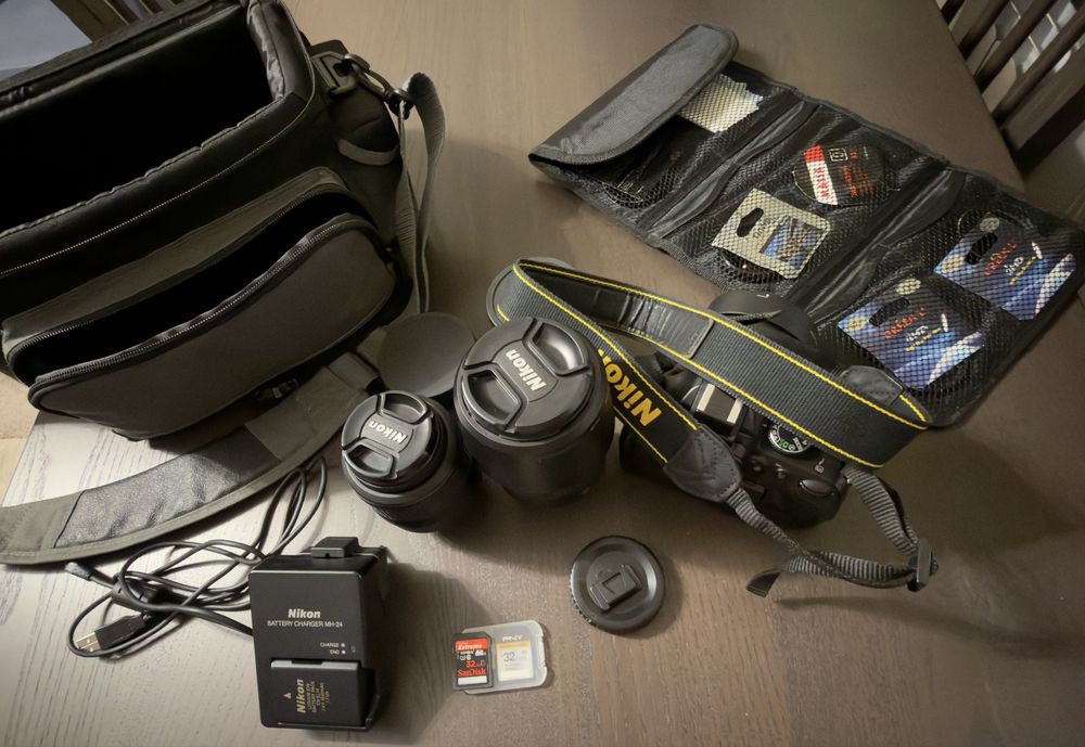 Nikon D5100 + dodatki