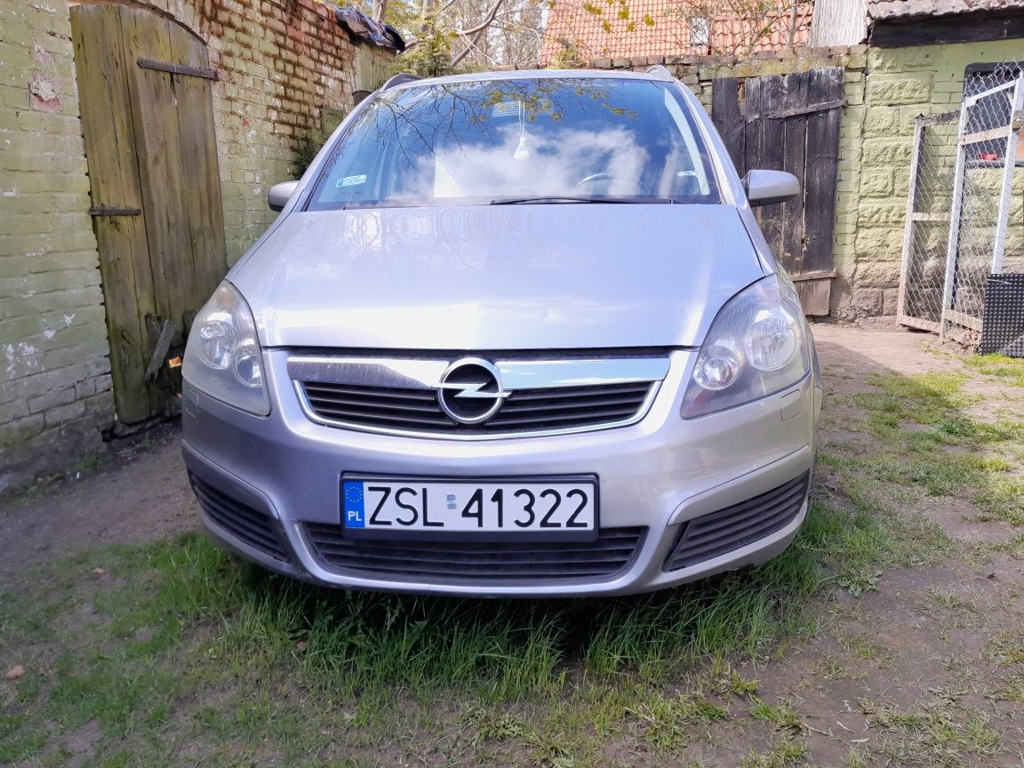 Opel Zafira 1.9 Cdti 150 km Szwecja