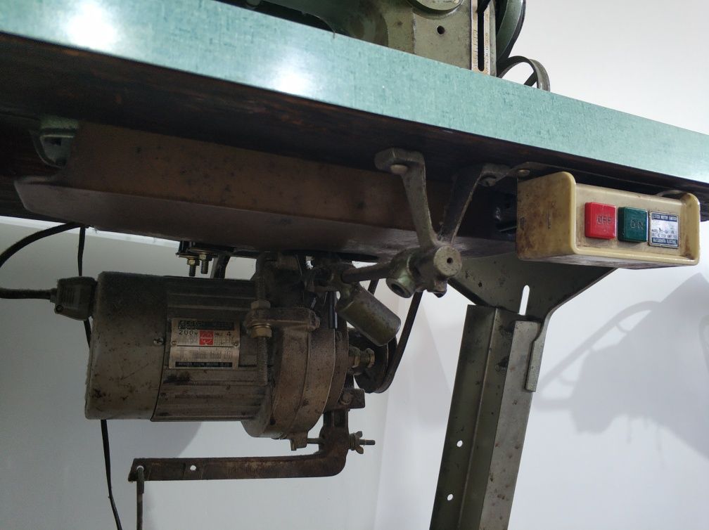 Máquina de costura