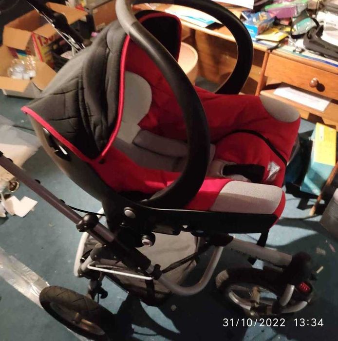 Carrinho de bebe + ovo+cadeira Bebeconfort