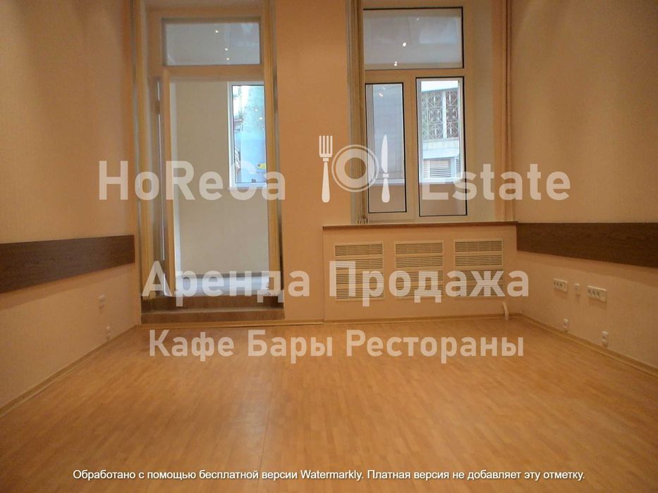 Аренда. Фасад. Коммерческое помещение.132м2.  Б. Житомирская.