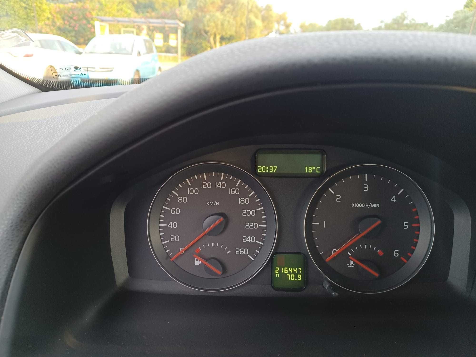 Volvo V50 confiável e estimado