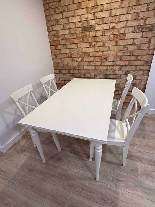Stół Ikea biały  4 krzesła