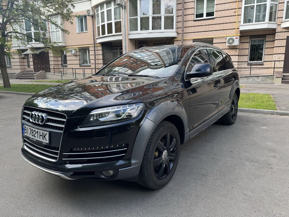 Audi Q7 у винятковому стані 2007р. Газ/бензин 4.2л. Quattro