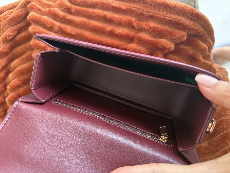 Сумочка діноча шкіряна