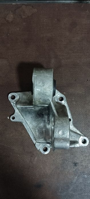 Apoio de motor Peugeot 205 Xad (Novo)