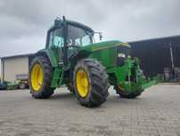 Ciągnik rolniczy john deere 6600 pneumatyka