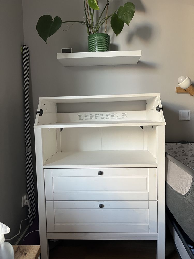 Sprzedam komodę / przewijak Sundvik IKEA