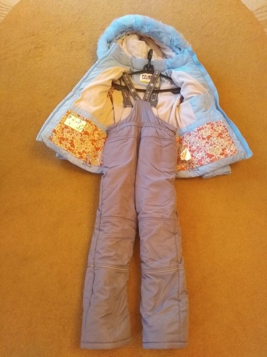 Продам детский зимний комбинезон