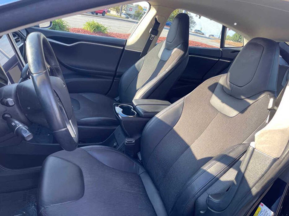 Tesla Model S 85      2014