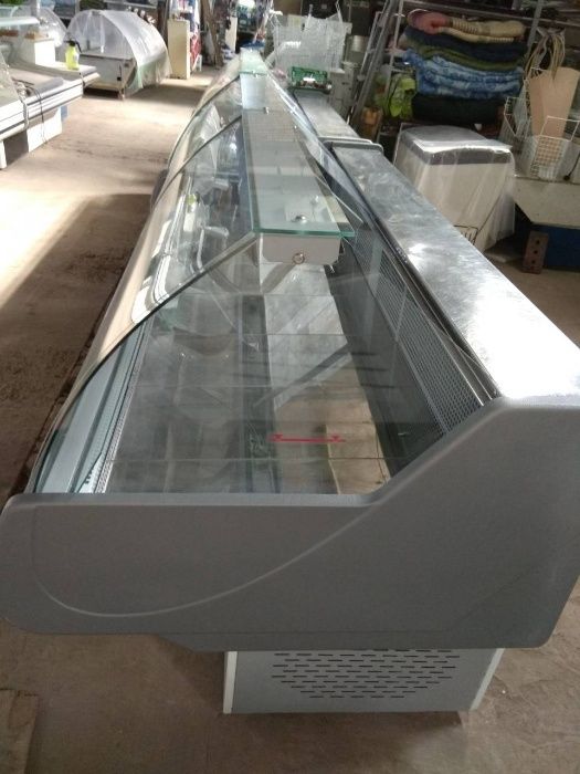 Холодильная витрина Невада 2,5 м (Технохолод) Б\у