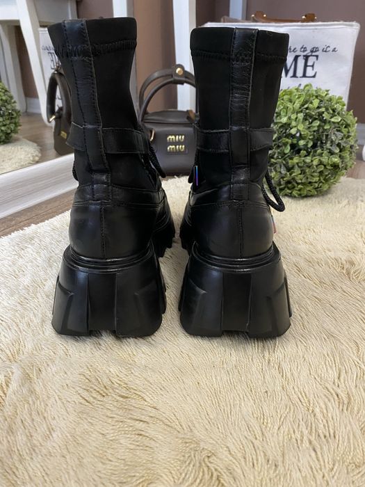 Черевики демісезонні на високій підошві