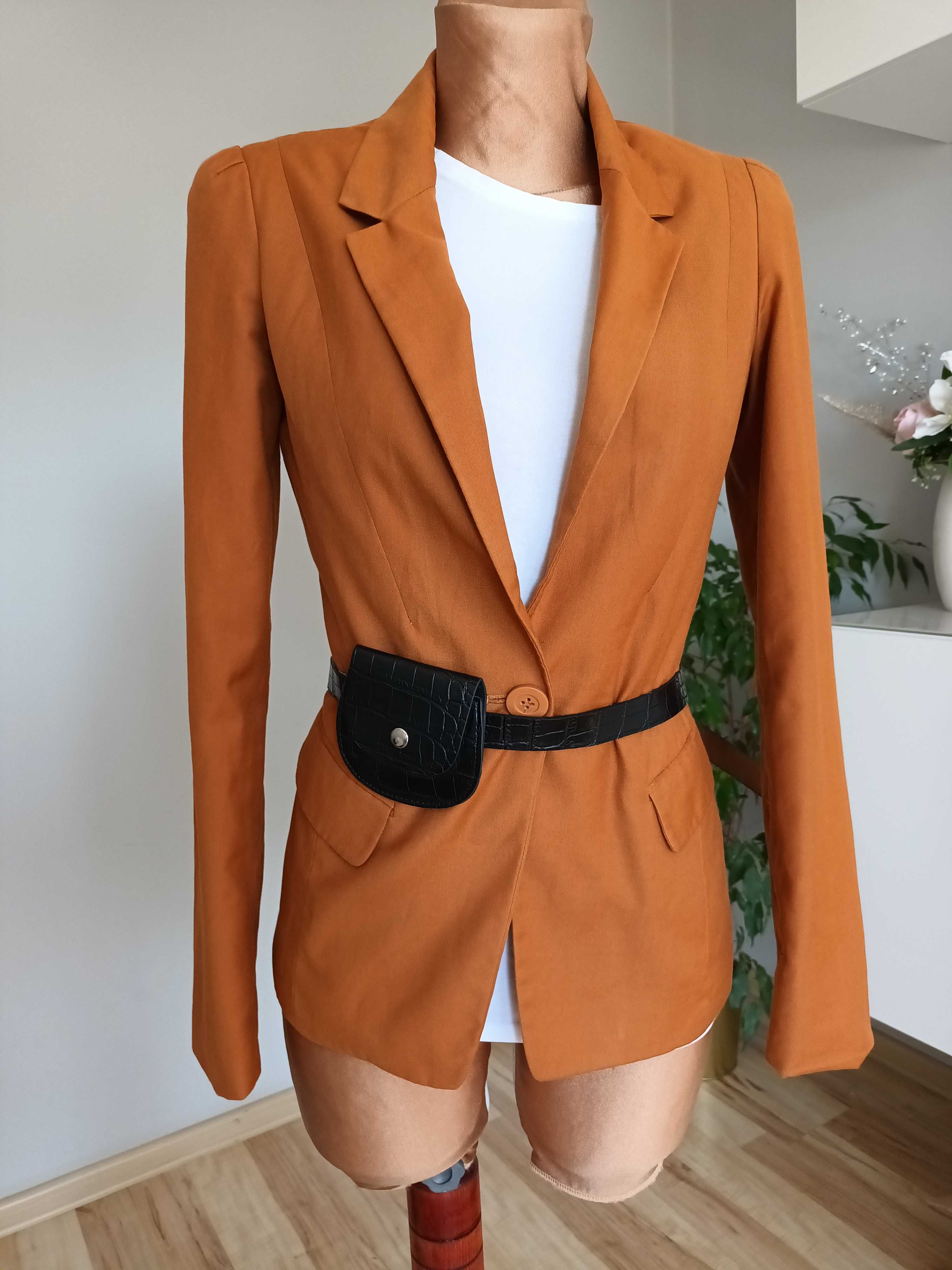 Marynarka camel Bershka S 36