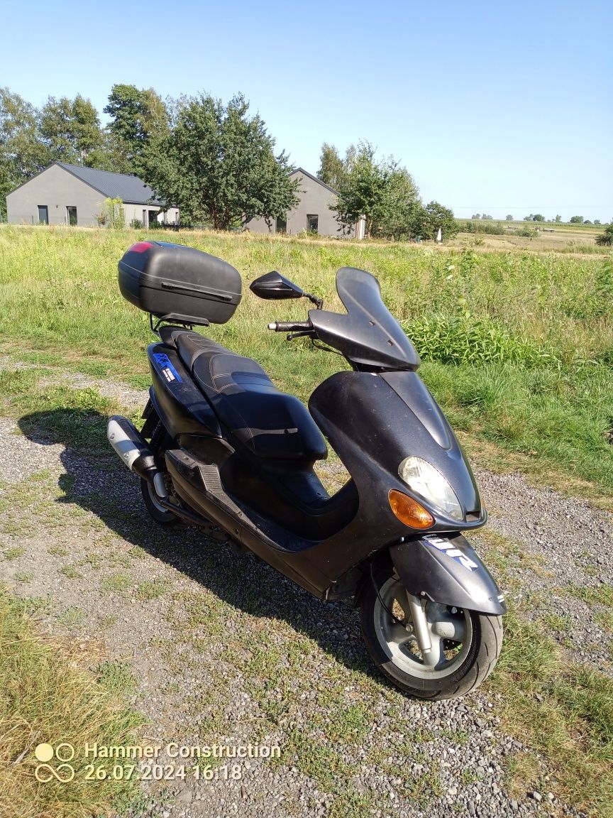 Skuter Yamaha Majesty
