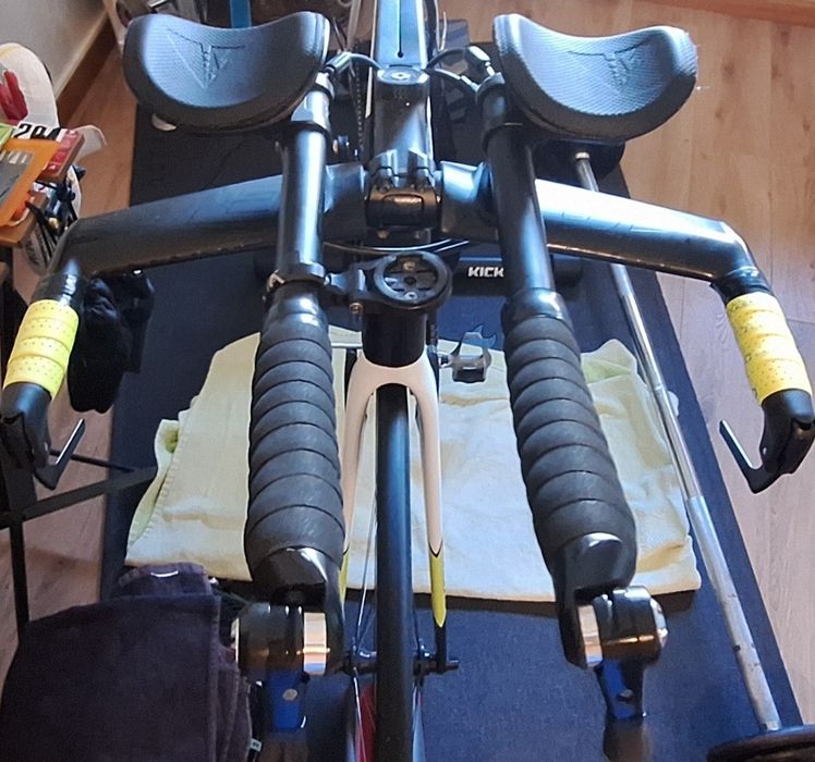 Bicicleta de TT marca Giant Trinity