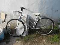 Bicicleta antiga pasteleira feminina vintage em bom estado
