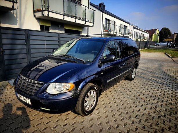 Chrysler Town Country 3.8 V6 215KM