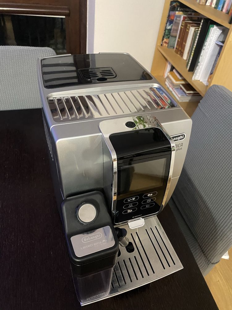 Ekspres Kawowy Delonghi Dynamica plus