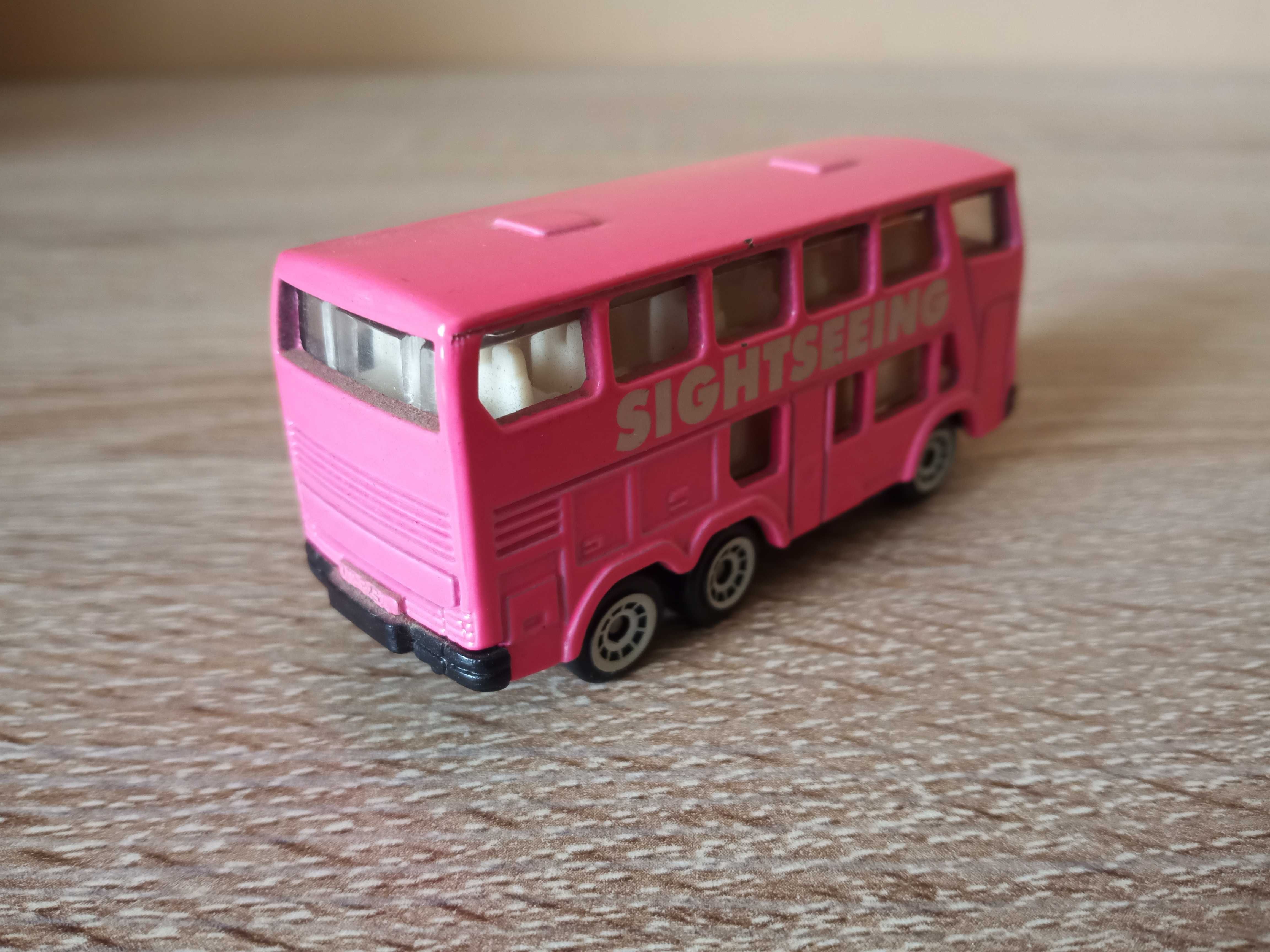 Model Double Decker Bus od SIKU (1353)