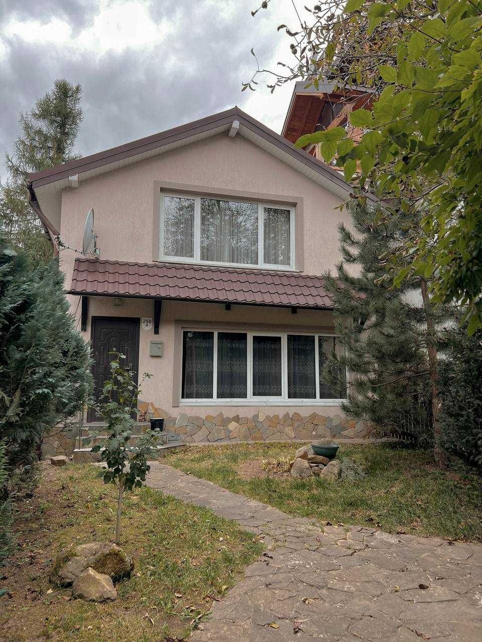 Продам будинок в центрі м.Яремче 114 м²