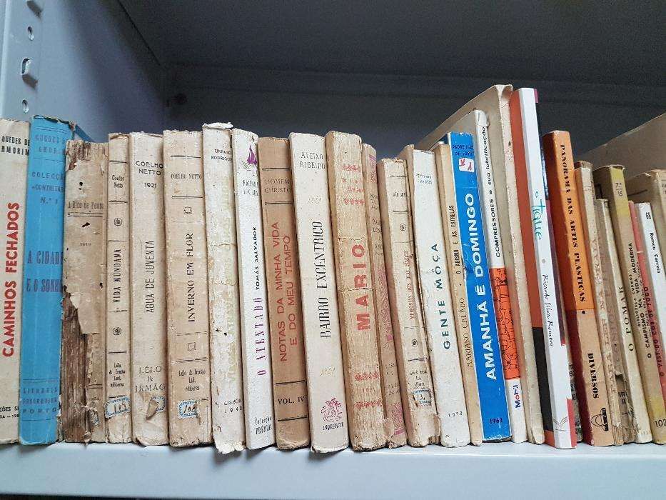 Colecção de livros antigos