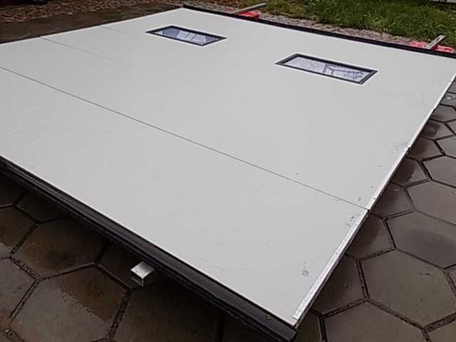 Brama garażowa segmentowa panelowa 303x308cm