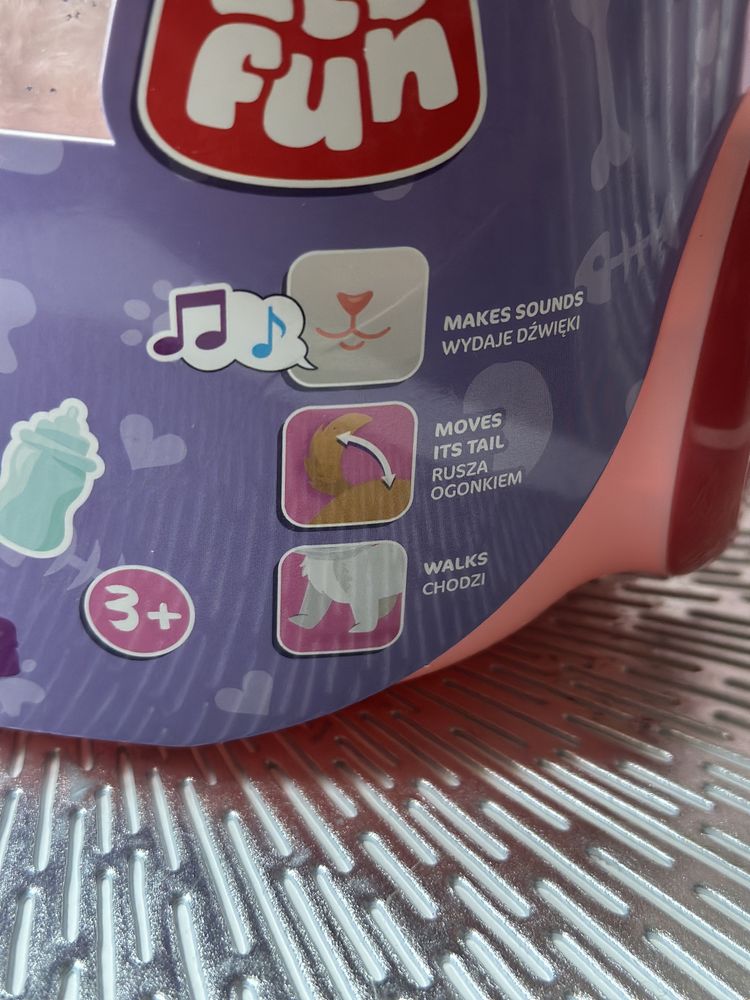 Nowy interaktywny zwierzak króliczek Elefun chodzi