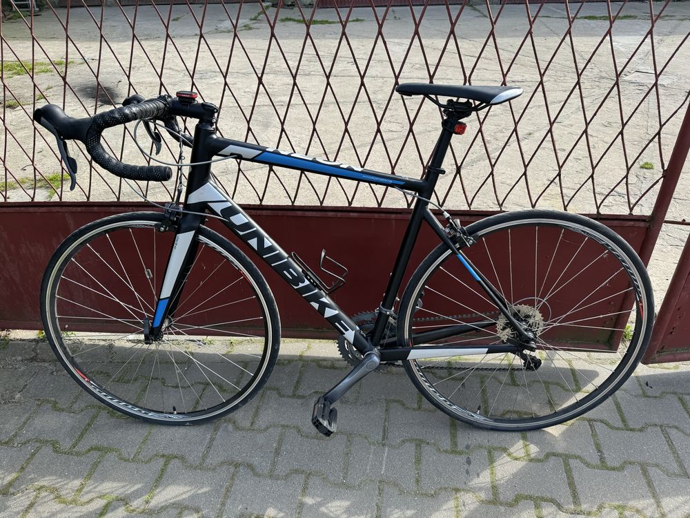 Rower szosowy Unibike Neon 2019