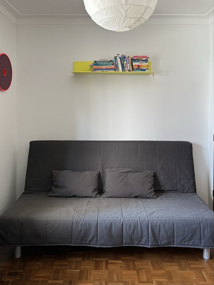 Sofá cama IKEA BEDDINGE 3 lugares