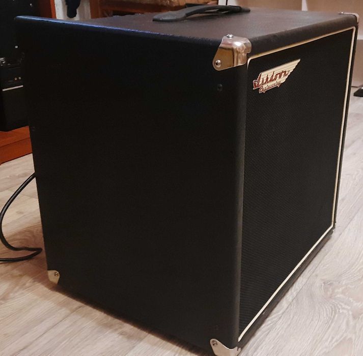 Басовий Комбопідсилювач ASHDOWN AA-515, 100w