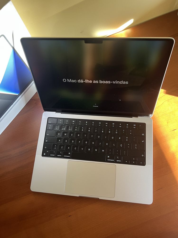 Macbook Pro 14” M1 Pro - 16gb RAM 512gb ROM - 2022