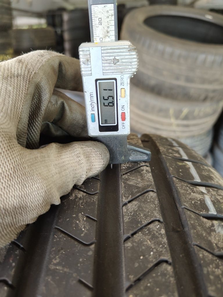 235/35R19 91Y Pirelli P Zero      L614/140B
