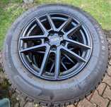 Opony zimowe Kormoran 215/65 R17 na felgach aluminiowych Anzio Wheels
