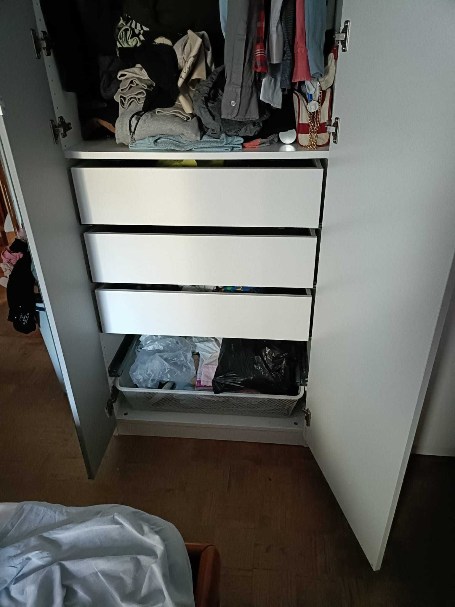 Roupeiro em L Ikea