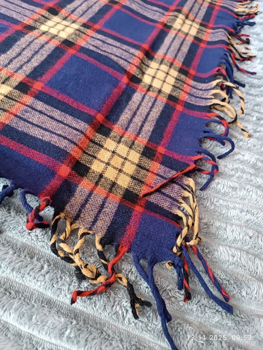 Хустка давня шерстяна