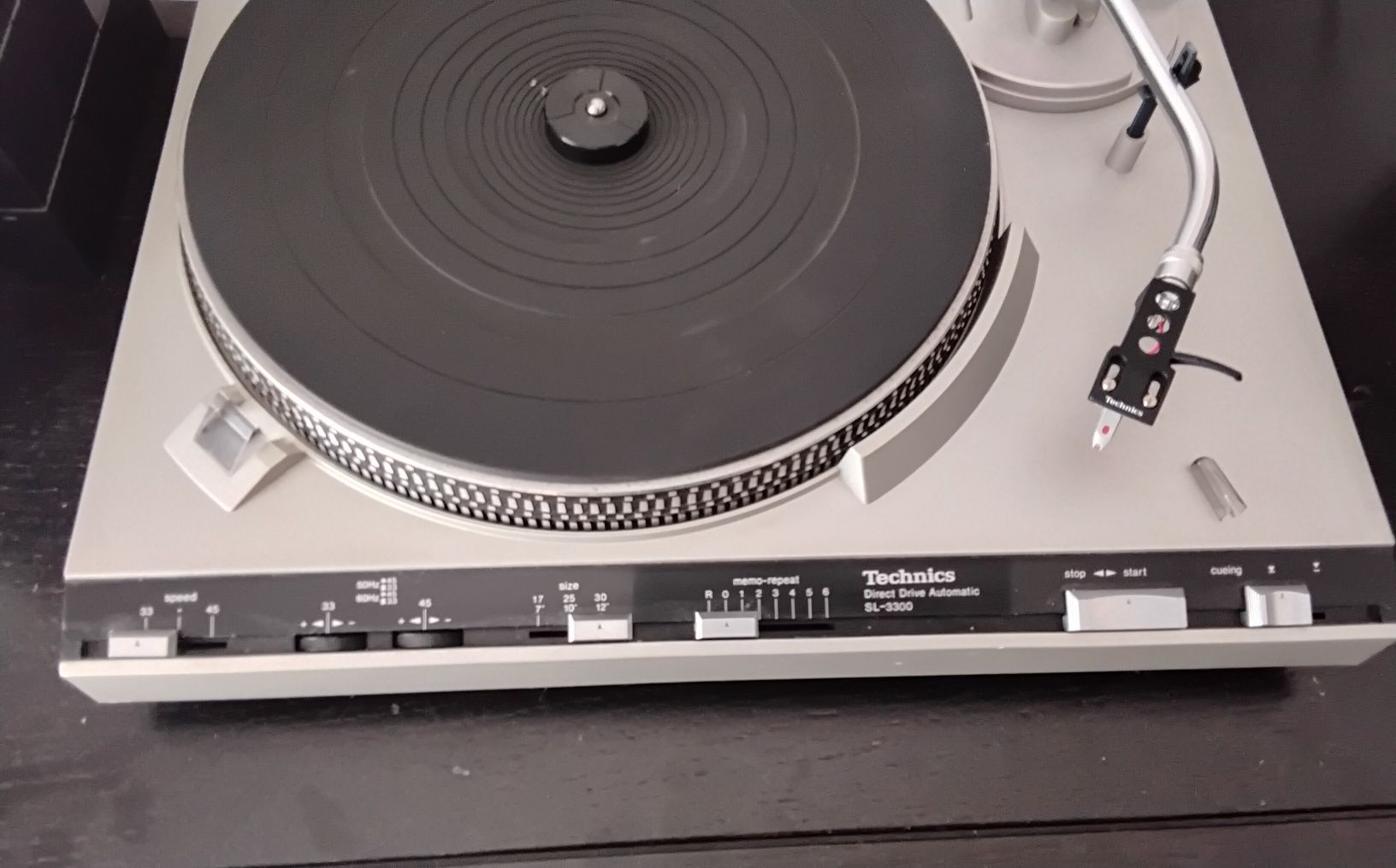 Technics SL-3300 direct drive automatic giradisco