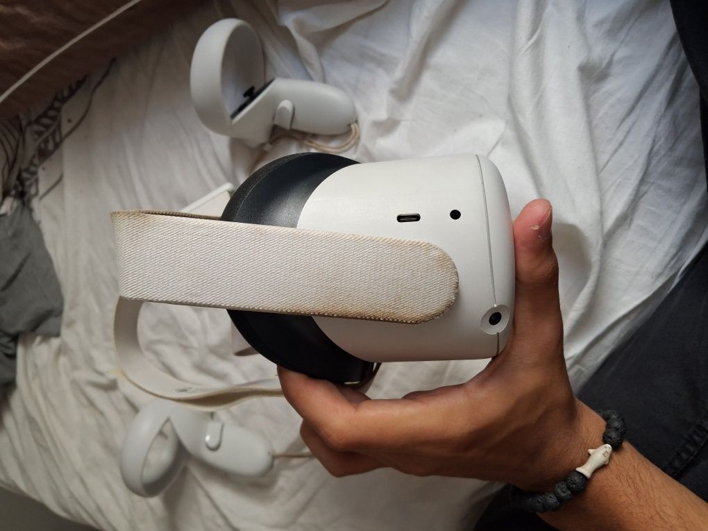 Oculus quest 2, działa.