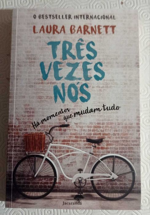Três Vezes Nós - Laura Barnett livro