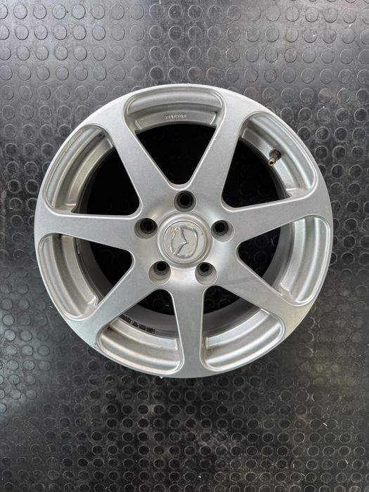 Felgi Mazda 5x114.3 R15 Artec MX705 komplet 4szt