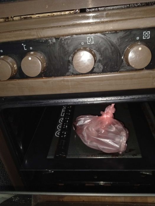 плита газовая. мойка