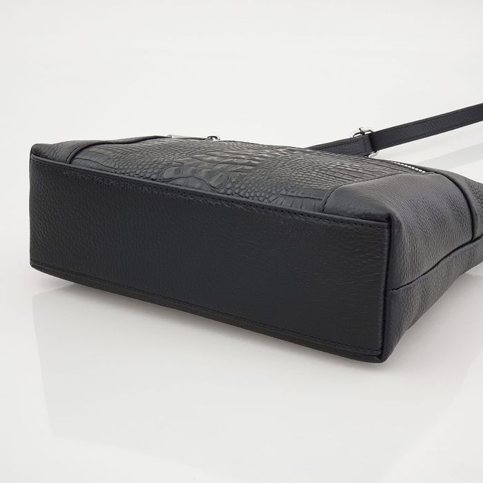 VEZZE torebka damska skórzana listonoszka z paskiem V022 różowa