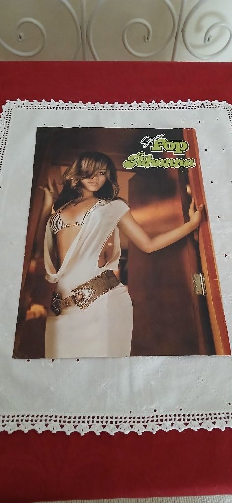 Poster Rihanna, novo