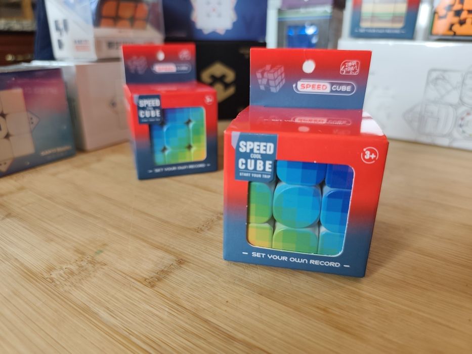 Cubo Mágico ZINA Star Rainbow 3x3 (Novo)