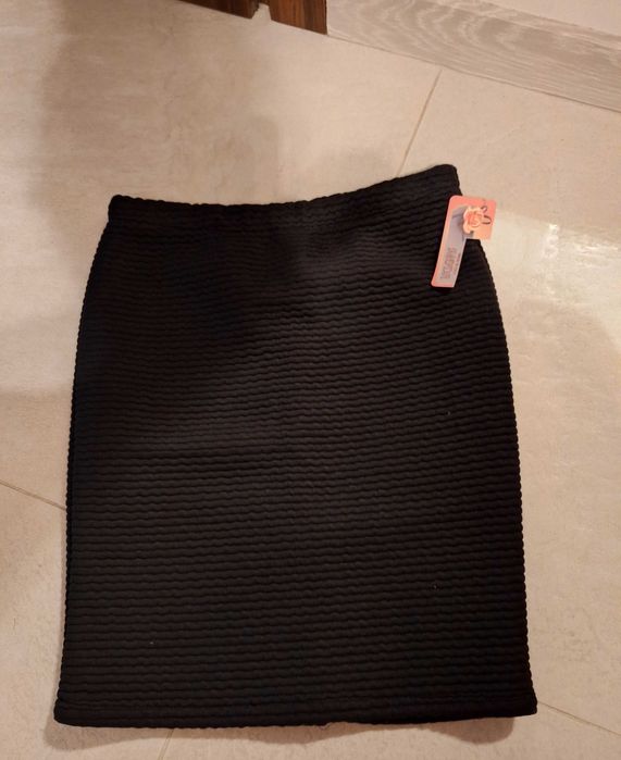 Spódnica włoska czarna dzianina S/M.
