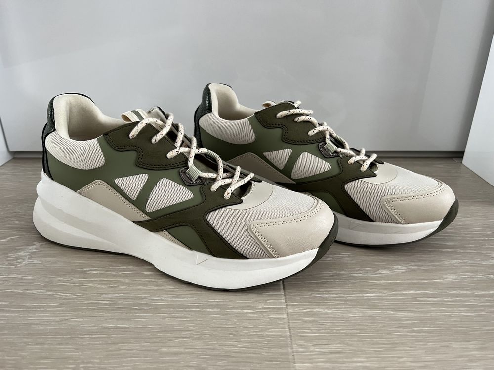 Кеди Stradivarius розмір 40