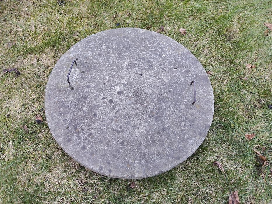 Pokrywa betonowa | właz