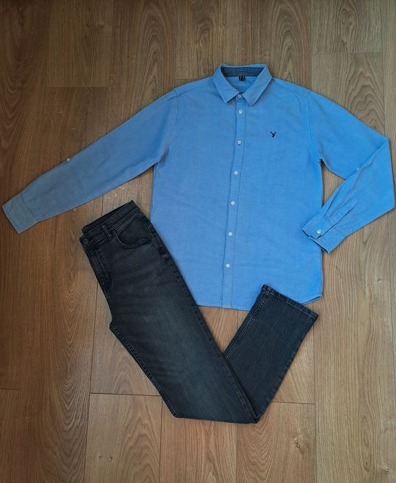 Сірі джинси та блакитна сорочка сорочка з довгим рукавом 158  см