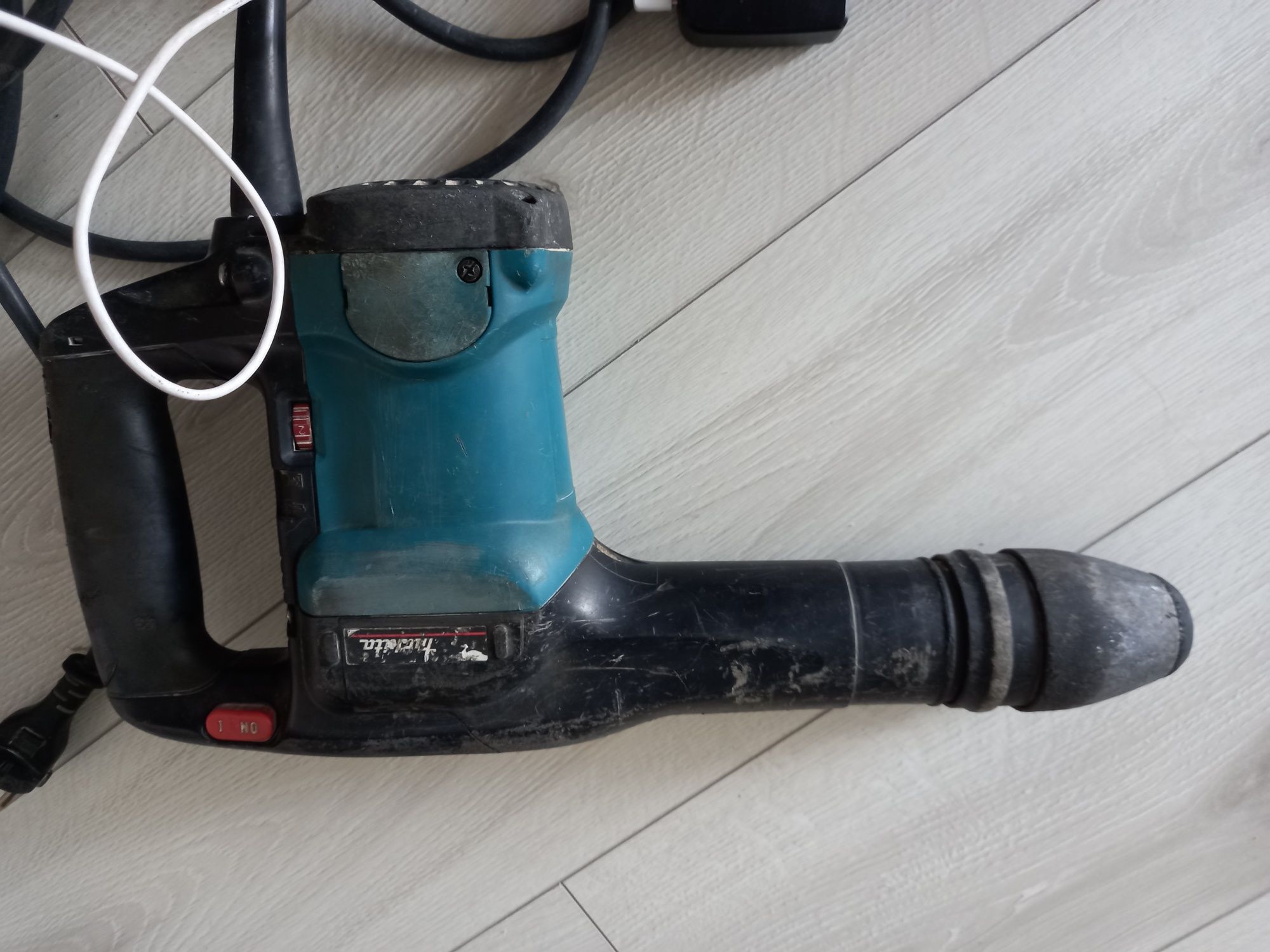 Отбойный молоток makita hm0860c made in Japan