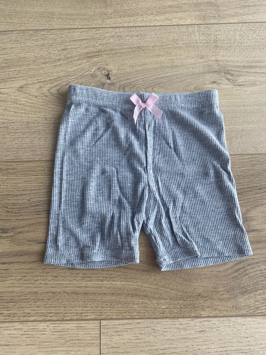 Spodenki dziecięce prążkowane r. 110